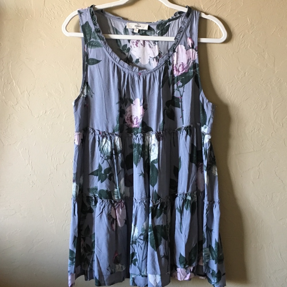 NWOT entro Gray w/pink roses flowy top
